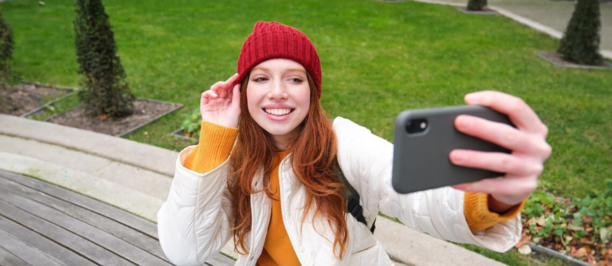 How to Stay Connected Abroad